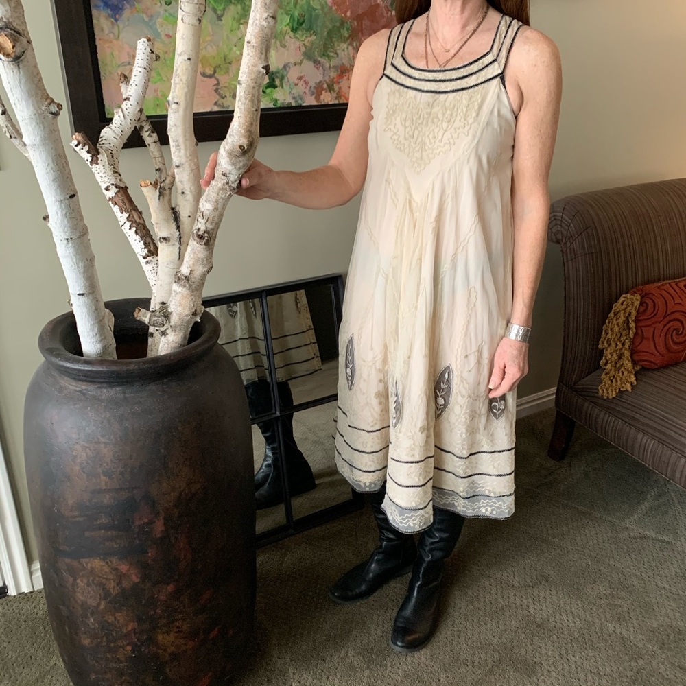 🆕❤️ SUNDANCE flapper-style dress